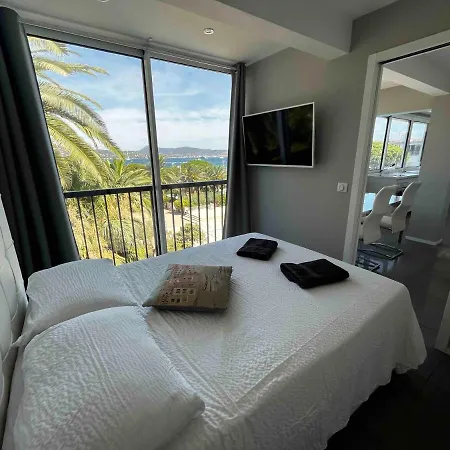 Апартаменты Serenite Marine, Tropez, Incredible Sea View *