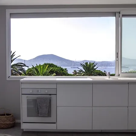 Serenite Marine, Tropez, Incredible Sea View Апартаменты Сен-Тропе