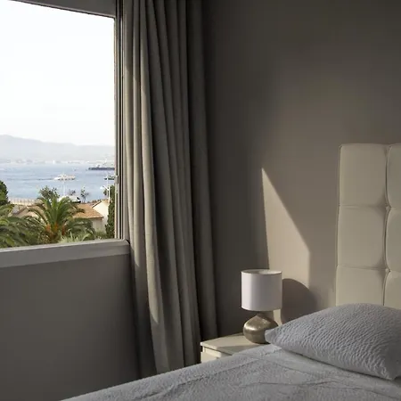 Апартаменти Serenite Marine, Tropez, Incredible Sea View